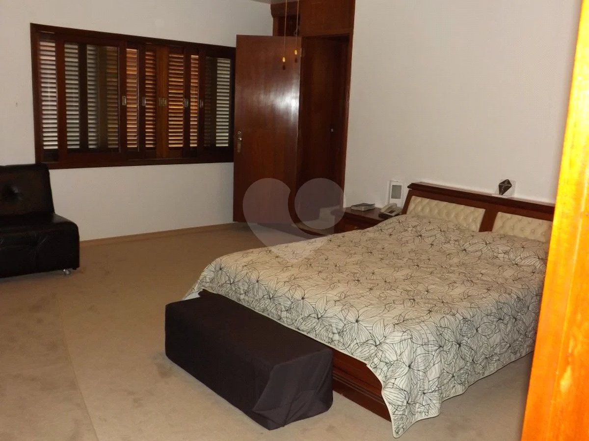 Sobrado à venda ou para alugar com 4 suítes em Santana, São Paulo, SP