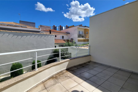Casa à venda ou para alugar com 3 quartos, sendo 1 suíte,  no condomínio Residencial Villa dos Inglezes, Sorocaba - SP