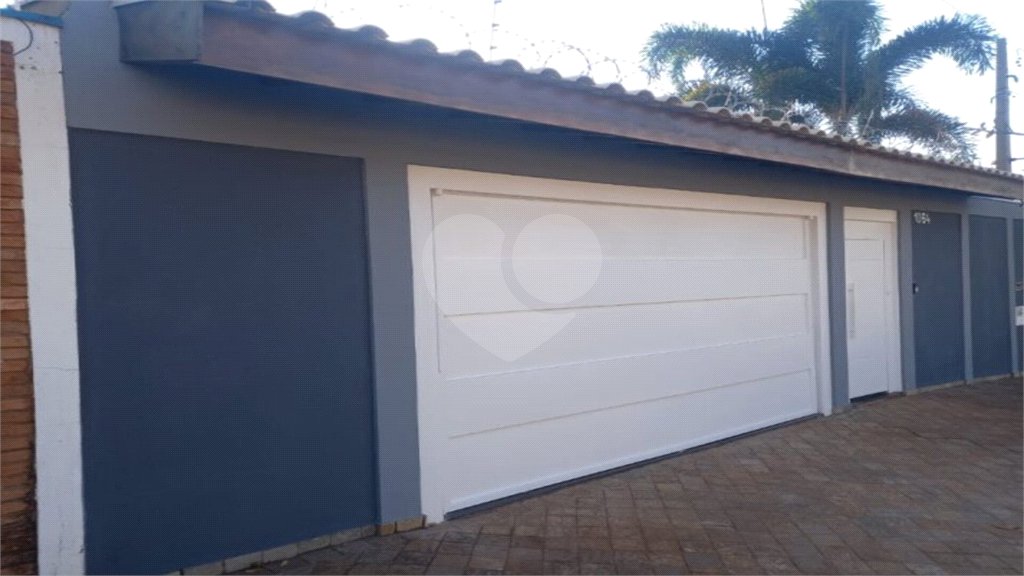 Casa à venda com 4 quartos, sendo 2 suítes, em Jardim Antártica, Ribeirão Preto, SP