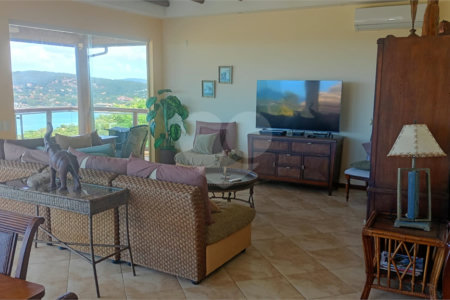 Casa à venda com 5 suítes em Ferradura, Armação dos Búzios, RJ