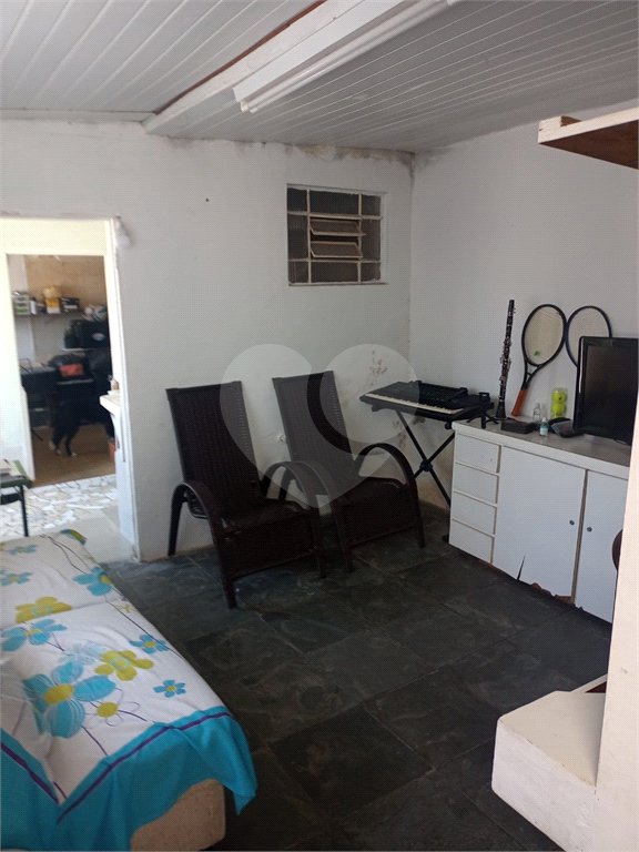 Casa à venda com 3 quartos em Vila Nivi, São Paulo, SP