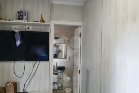 Sobrado à venda com 4 suítes em Vila Vitório Mazzei, São Paulo, SP