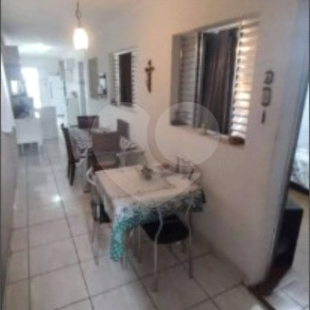 Casa à venda com 2 quartos, sendo 1 suíte, em Cidade Edson, Suzano, SP