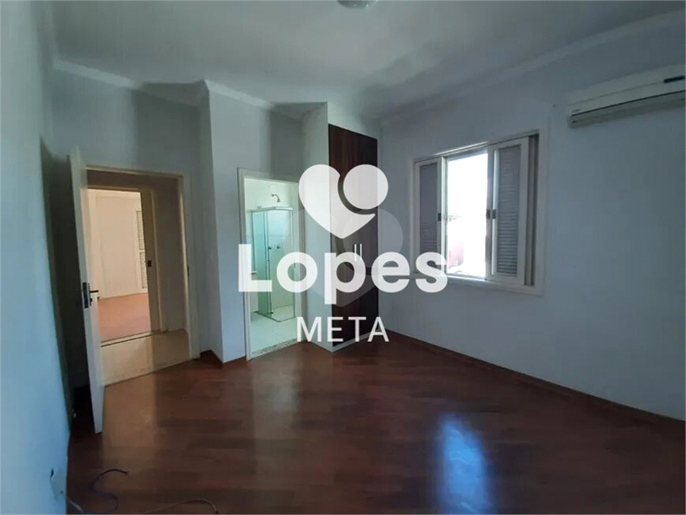 Casa à venda com 4 suítes no condomínio Altos da Serra Ii, São José dos Campos - SP