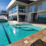 Casa à venda com 5 quartos, sendo 2 suítes, no condomínio Residencial Jardim Primavera, Louveira - SP