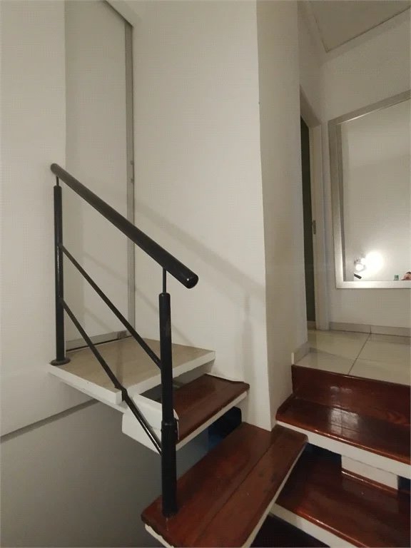 Casa à venda com 2 quartos, sendo 1 suíte,  no condomínio Residencial Viva Vida, Cotia - SP