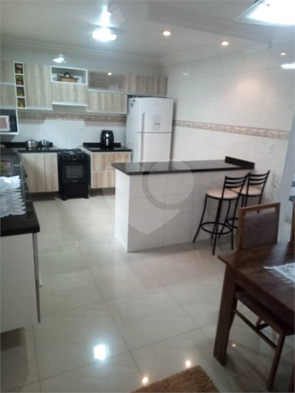 Casa à venda com 3 quartos em Sítio São José, Suzano, SP