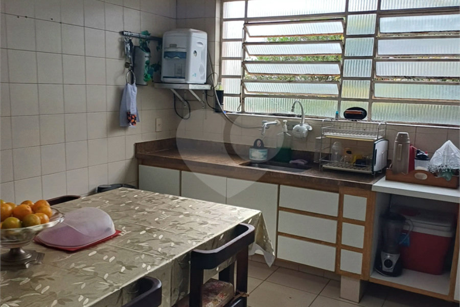 Sobrado à venda com 4 quartos, sendo 1 suíte, em Tremembé, São Paulo, SP