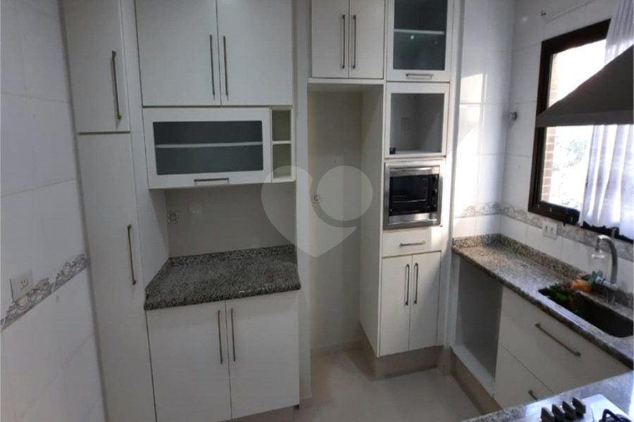 Apartamento à venda com 3 quartos, sendo 1 suíte, em Vila Paulicéia, São Paulo, SP
