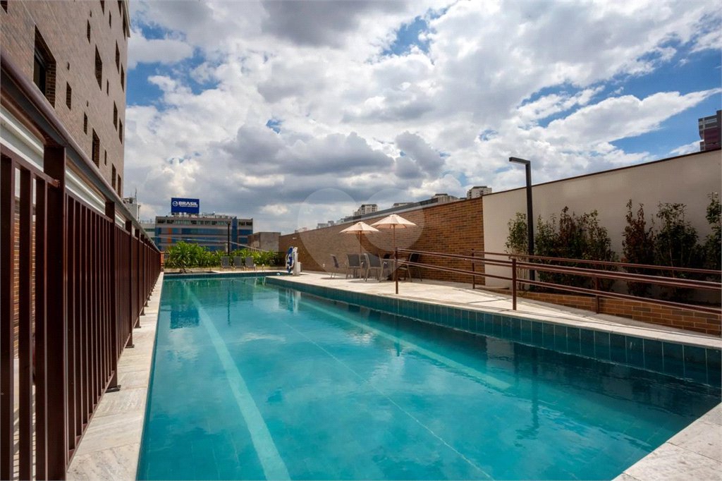 Apartamento à venda com 3 suítes em Vila Assunção, Santo André, SP