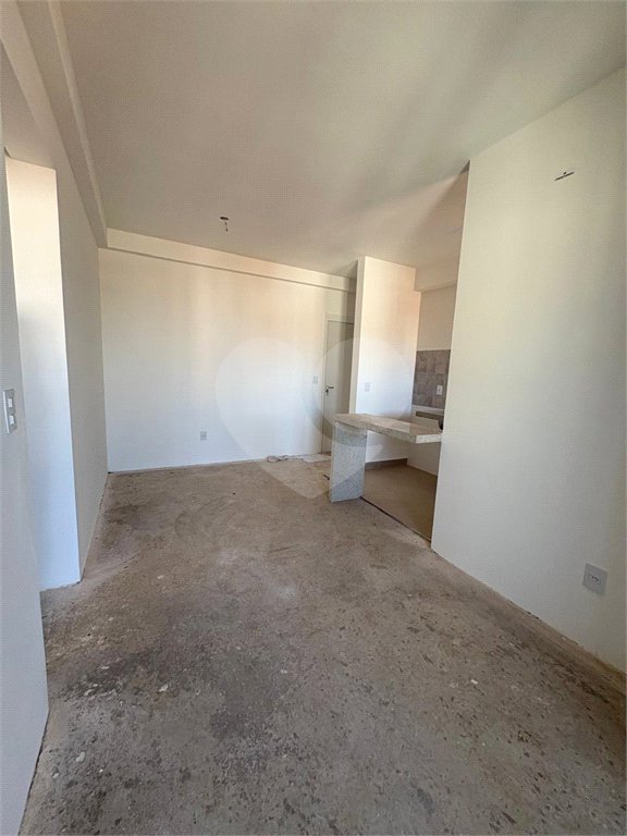 Apartamento no IRINEU MASSARI á venda