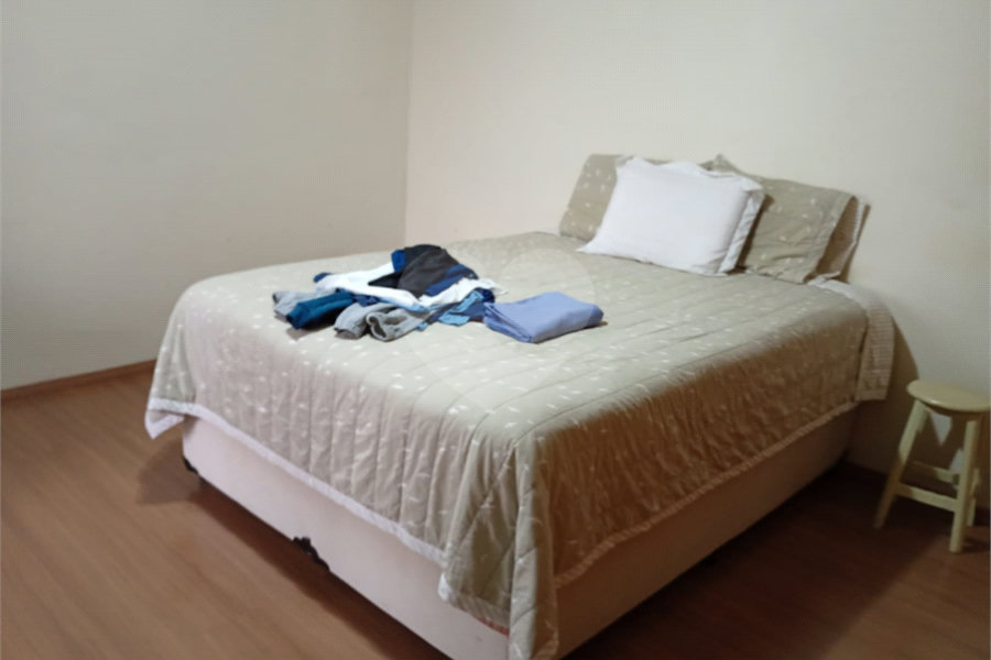Sobrado à venda ou para alugar com 3 quartos, sendo 1 suíte, em Horto, São Paulo, SP