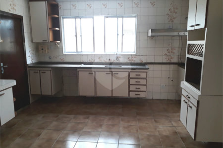 Prédio à venda em Santana, São Paulo, SP