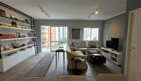 Apartamento para alugar com 2 quartos, sendo 1 suíte,  em Itaim Bibi, São Paulo, SP