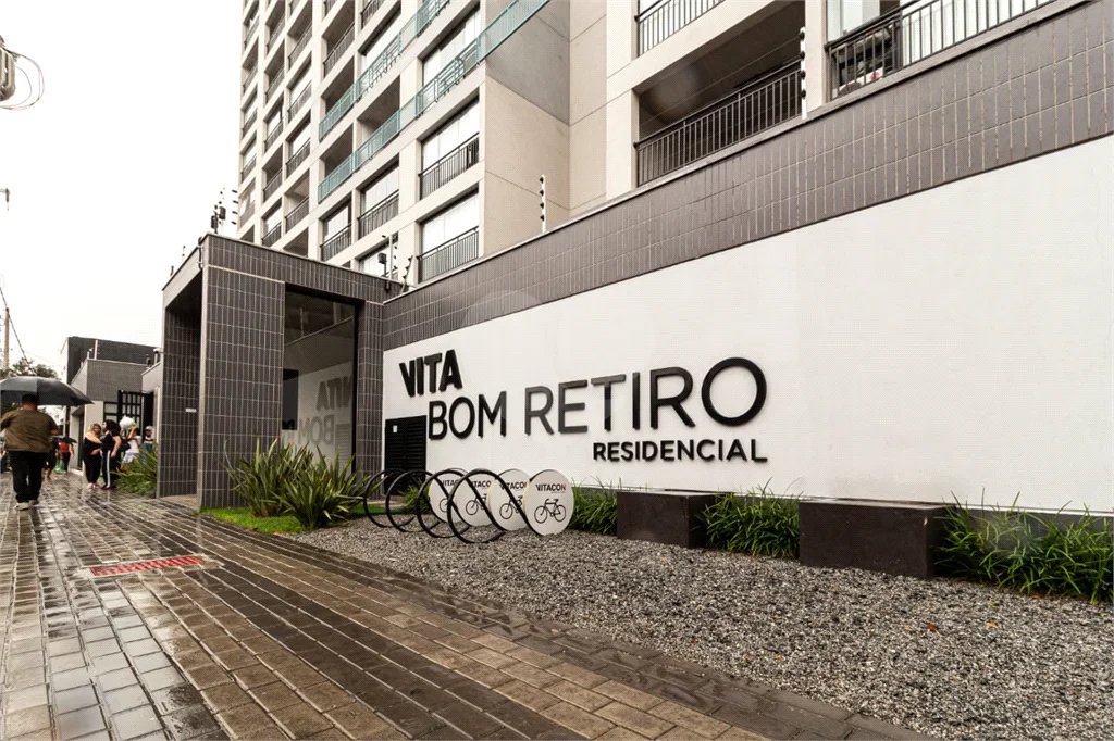 Apto com vista linda e piscina no Bom Retiro