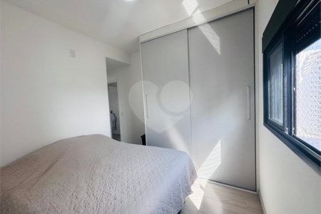 Apartamento à venda com 2 quartos, sendo 1 suíte,  em Parque Campolim, Sorocaba, SP