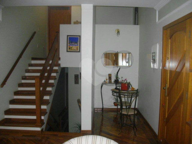 Sobrado à venda com 3 quartos, sendo 1 suíte,  em Vila Nova Cachoeirinha, São Paulo, SP