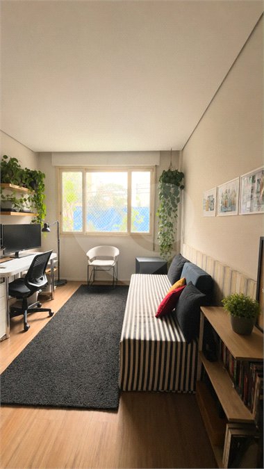 Apartamento à venda com 2 quartos, sendo 1 suíte, em Pinheiros, São Paulo, SP