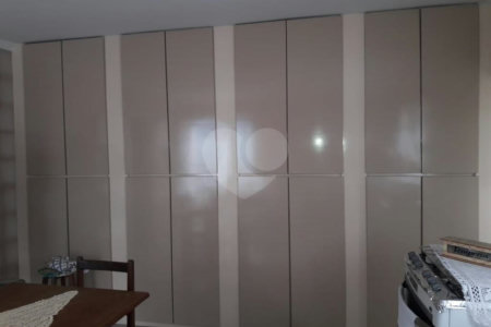 Sobrado à venda com 4 quartos em Vila Medeiros, São Paulo, SP