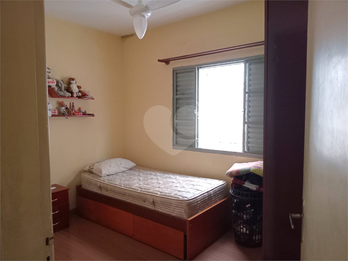 Sobrado à venda com 2 quartos, sendo 1 suíte, em Chora Menino, São Paulo, SP
