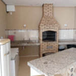 Apartamento no Condomínio Mont Vernon .