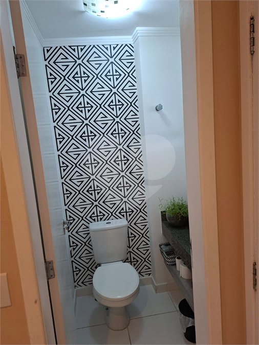 Condomínio à venda com 3 quartos, sendo 1 suíte,  em Taboão, São Roque, SP