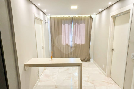 Apartamento à venda com 2 quartos em Santo Amaro, São Paulo, SP