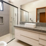 Casa à venda com 3 quartos, sendo 3 suítes, no condomínio Residencial Costa Leste, Três Lagoas - MS
