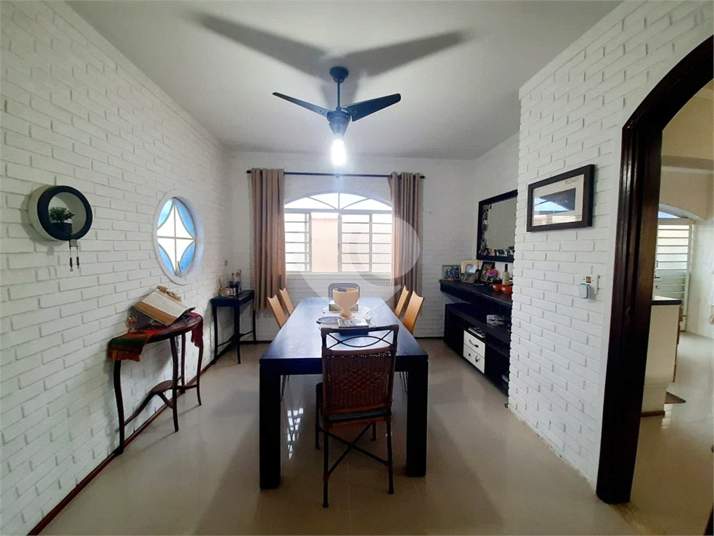 Casa Térrea à venda com 3 quartos, sendo 1 suíte, no Centro, Vinhedo, SP