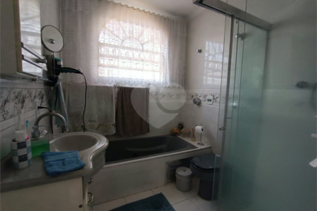 Sobrado à venda com 3 quartos, sendo 1 suíte, em Jaguaré, São Paulo, SP