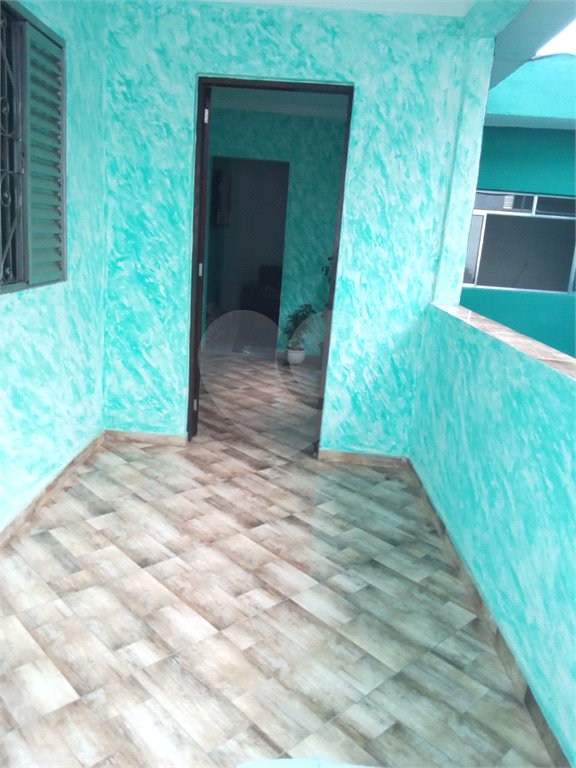 Sobrado à venda com 6 quartos em Horto, São Paulo, SP