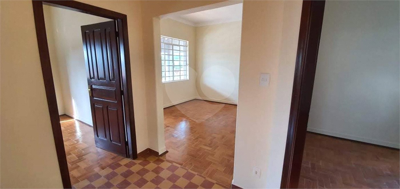 Casa à venda com 2 quartos no Centro, Vinhedo, SP