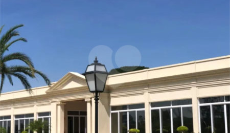Terreno à venda no condomínio Villa dos Pinheiros, Indaiatuba - SP