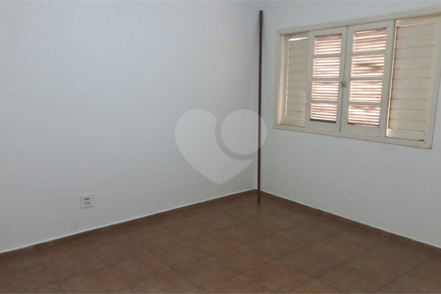 Sobrado à venda com 4 quartos, sendo 1 suíte, em Vila Mazzei, São Paulo, SP