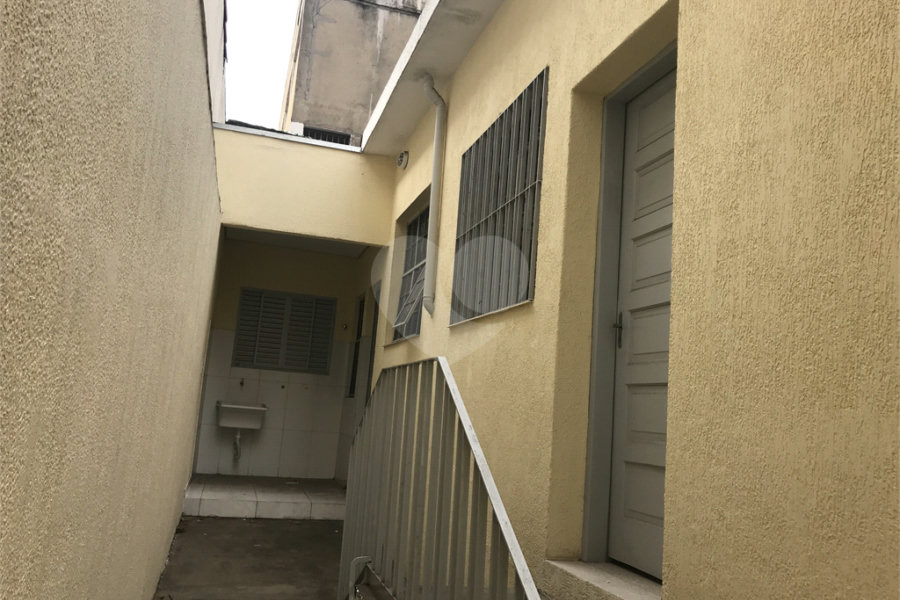 Casa à venda com 4 quartos, sendo 1 suíte, em Santana, São Paulo, SP