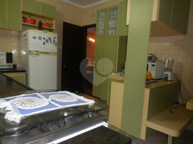 Casa à venda com 3 quartos, sendo 1 suíte,  em Piraporinha, Diadema, SP