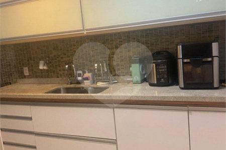 Apartamento à venda com 3 quartos, sendo 1 suíte, em Indianópolis, São Paulo, SP