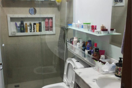 Casa à venda com 3 quartos, sendo 1 suíte, no condomínio Vilagio Vista Real, Paulínia - SP