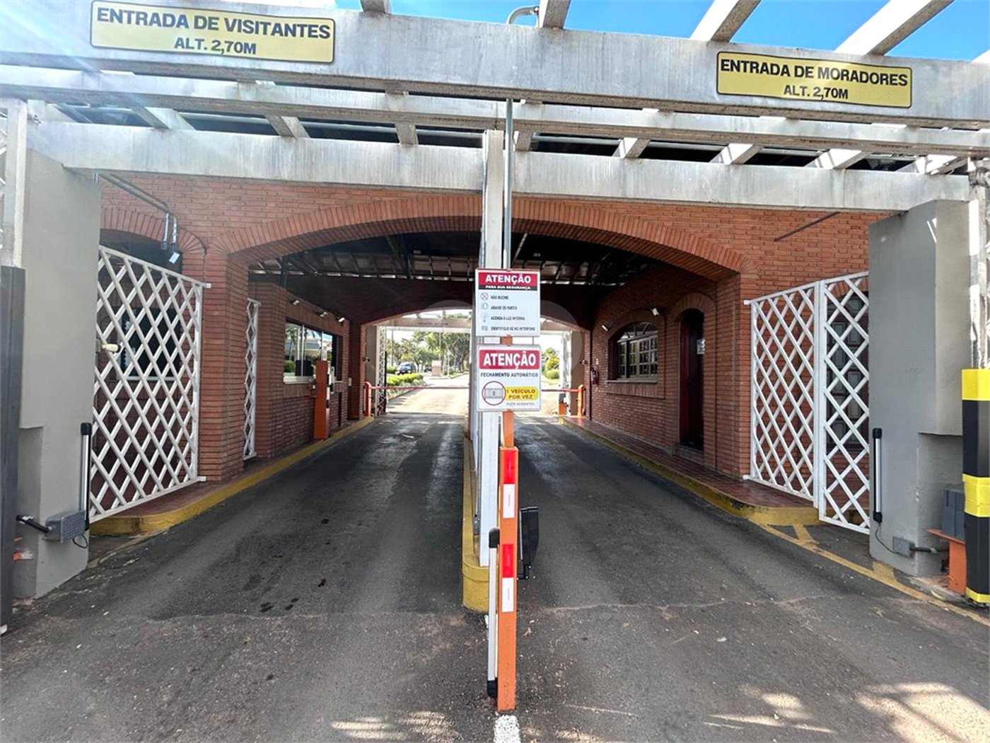 Casa à venda com 5 quartos, sendo 2 suítes, em Parque Residencial Colina das Estrelas, Tatuí, SP
