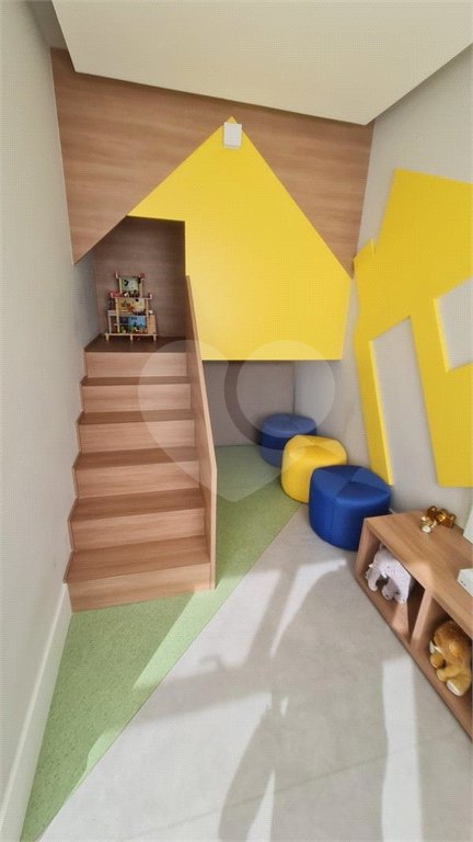 Apartamento com 2 dormitórios e uma suíte, mobilíado no Ibirapuera.
