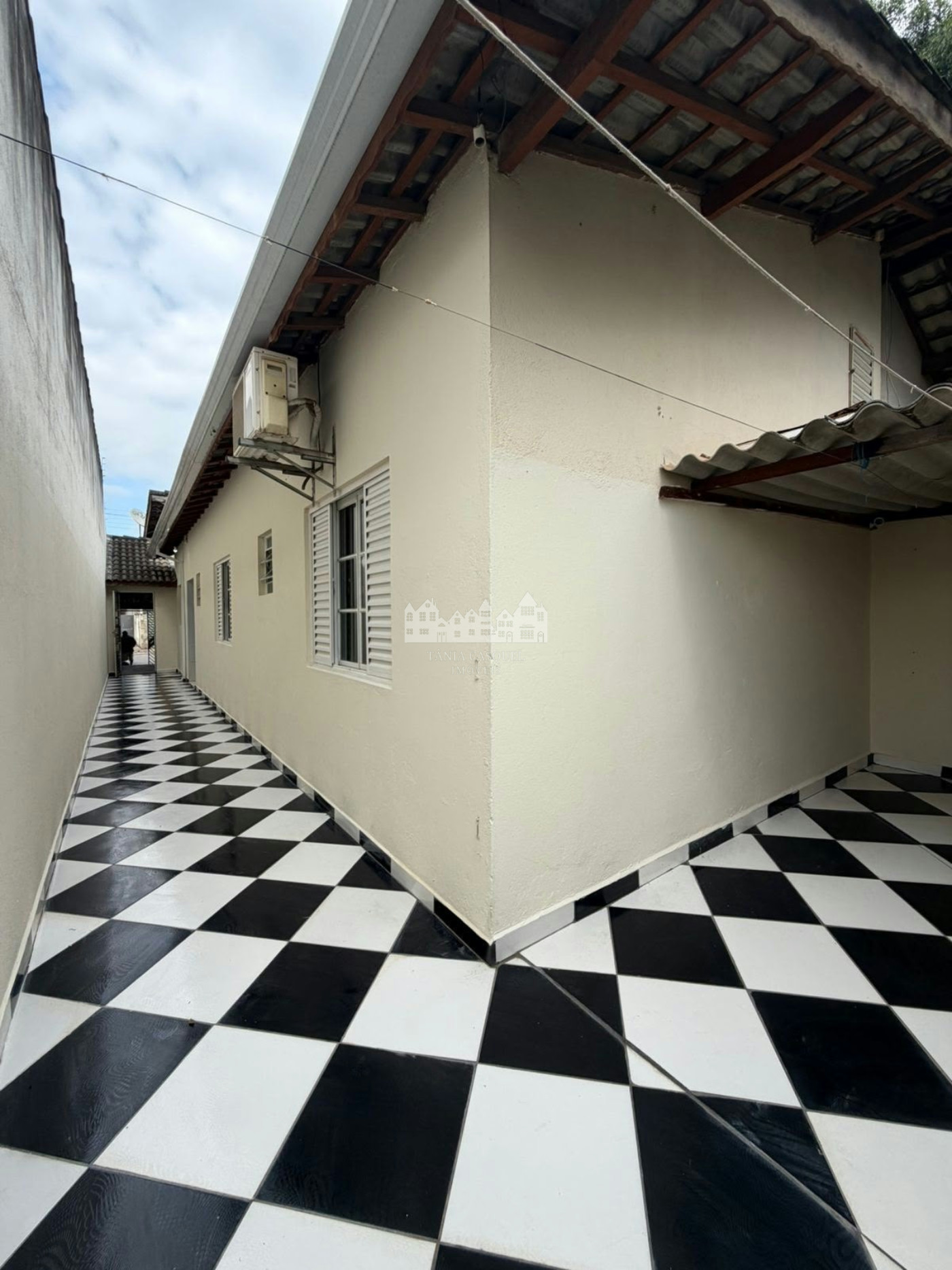Casa para alugar com 2 quartos, sendo 1 suíte, em Ponte, Atibaia, SP