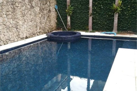 Casa à venda com 4 quartos, sendo 3 suítes, em Vila Tramontano, São Paulo, SP