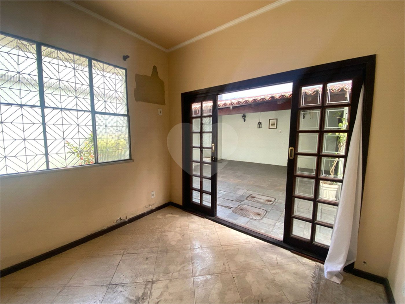 Casa à venda ou para alugar com 3 quartos, sendo 1 suíte, em Campo Grande, Rio de Janeiro, RJ