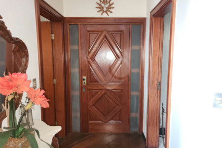 Apartamento à venda ou para alugar com 5 quartos, sendo 2 suítes, no Centro, Araraquara, SP