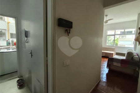 Apartamento à venda com 2 quartos, sendo 1 suíte, em Lagoa, Rio de Janeiro, RJ
