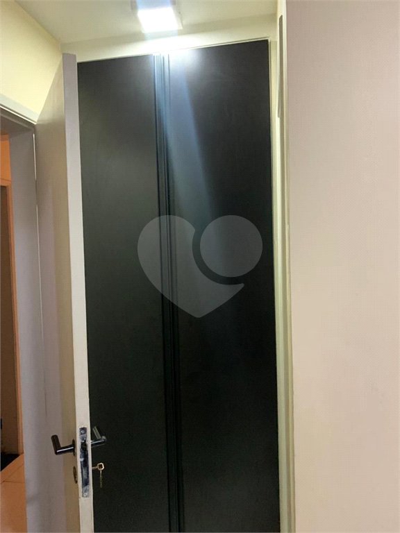 Apartamento à venda com 3 quartos, sendo 1 suíte, em Jardim São Luís, São Paulo, SP