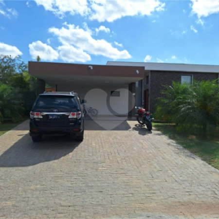 Casa à venda com 3 suítes no condomínio Village Ipanema, Araçoiaba da Serra - SP