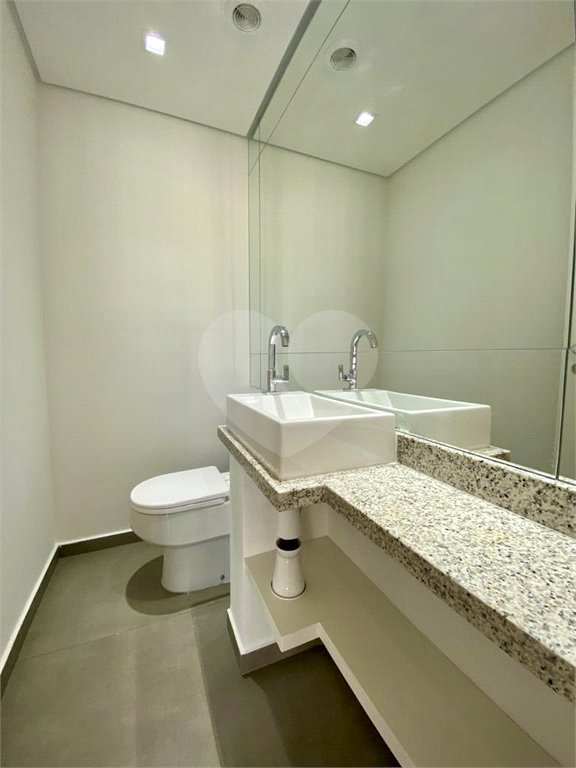 Apartamento para alugar com 3 quartos, sendo 2 suítes,  em Vila Olímpia, São Paulo, SP