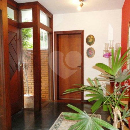 Casa à venda com 6 quartos, sendo 3 suítes, em Morumbi, São Paulo, SP