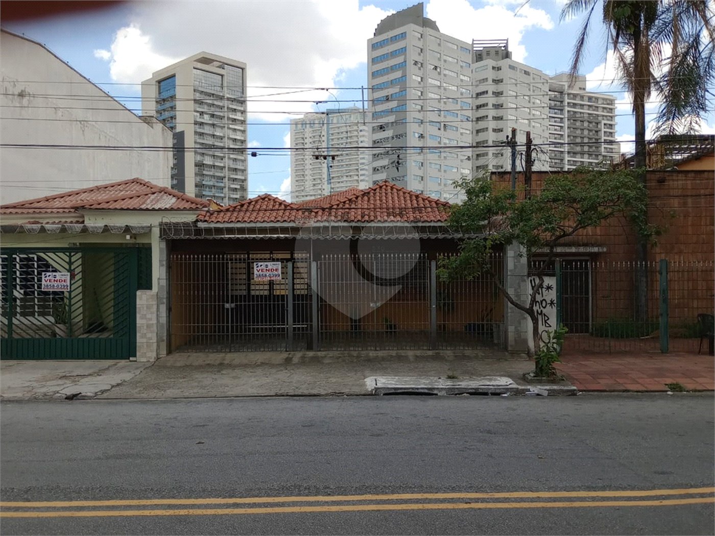 Casa Térrea à venda com 5 quartos em Barra Funda, São Paulo, SP